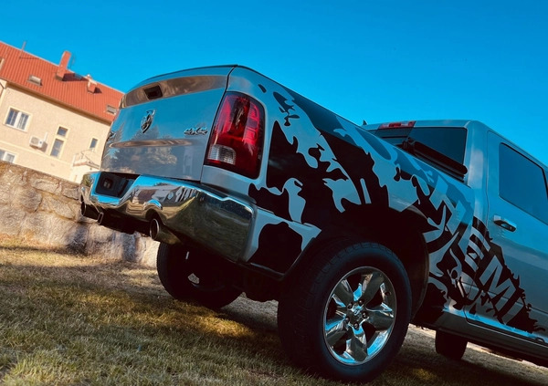 Dodge RAM cena 94000 przebieg: 162000, rok produkcji 2014 z Legnica małe 436